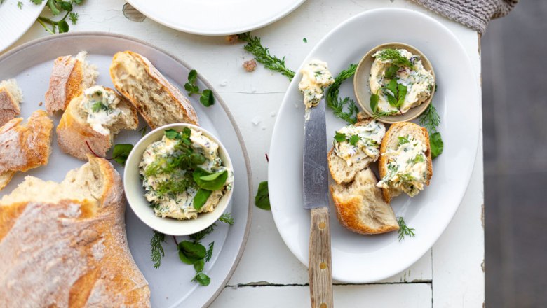 Butter mit Wildkräutern, © Mara Hohla Butter mit Wildkräutern, © Mara Hohla