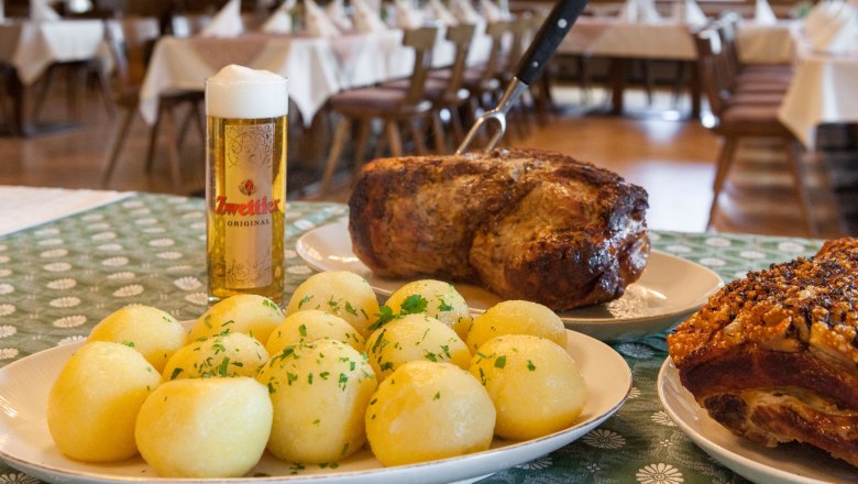 schweinsbraten, &copy; Gasthof Schindler