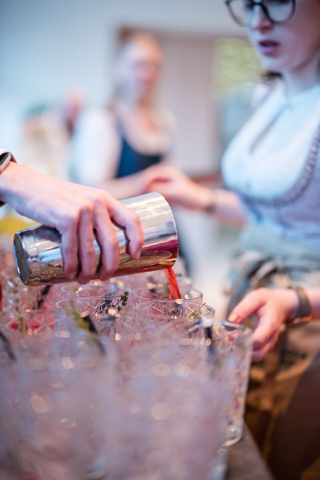 Cocktail „Alpenorange“ von den Young Talents beim Fest der Wirtshauskultur Niederösterreich 2026