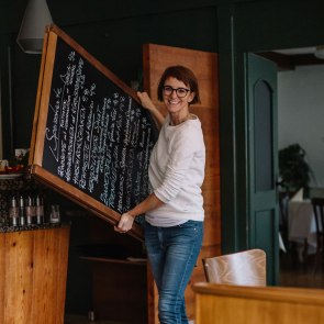 Therese Ellmauer - eine von 3 Generationen Frauenpower am Kastanienhof, © Niederösterreich Werbung/Mara Hohla