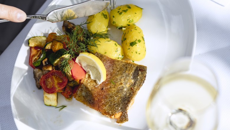 Fischgericht im Gasthof "Zum goldenen Anker"