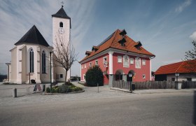 Allhartsberger Hof, &copy; Moststra&szlig;e, dochbodnliacht