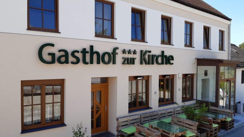 Gasthof zur Kirche, &copy; Franz Schrammel
