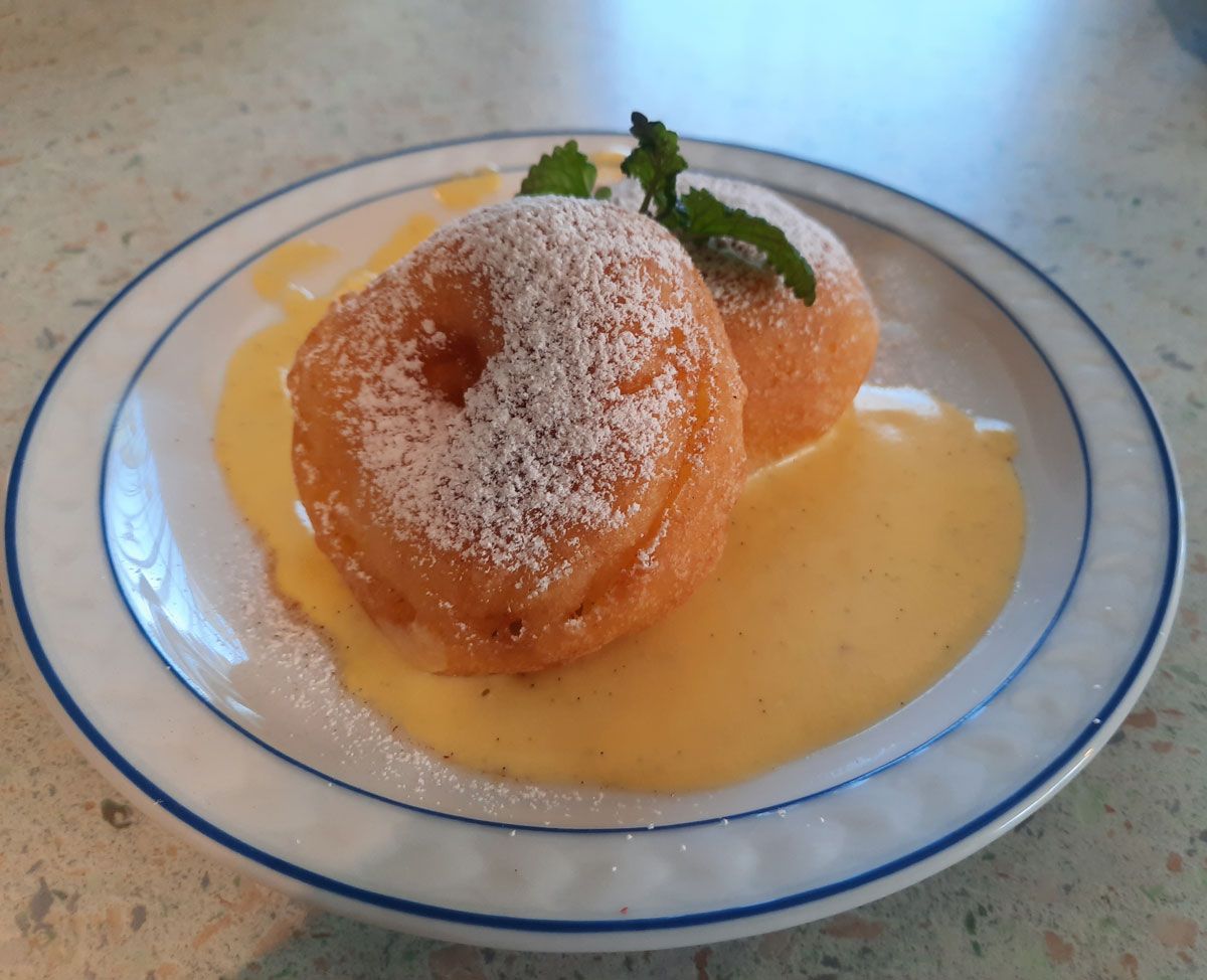 Apfelringe mit Vanillesauce