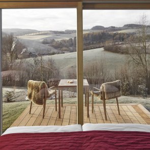 Wiener Alpen Bett im Triad, © Wiener Alpen/Bene Croy