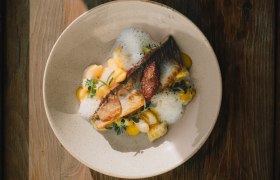 Saiblingsfilet, Erd&auml;pfel-Safrannockerl, Safranschaum, &copy; Nieder&ouml;sterreich Werbung/ Julius Hirtzberger