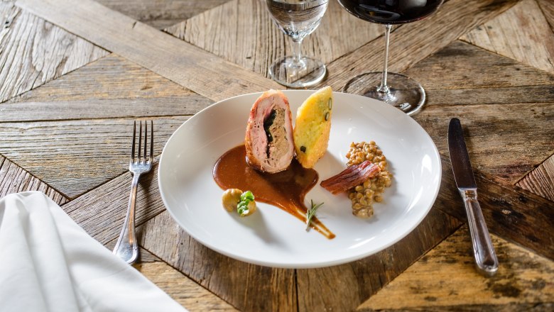 Fasanbrust mit Maronif&uuml;lle, &copy; Rita Newman